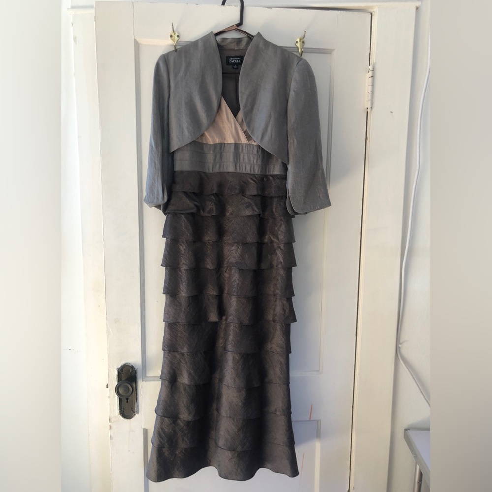 Adriana Papell evening Brand formal dress and jacket, size 6, like new